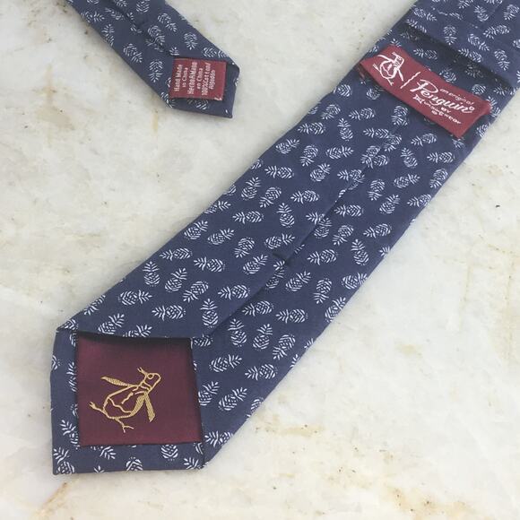 PENGUIN By MUNSINGWEAR BLUE PINEAPPLE PRINT AL COTTON SKINNY TIE - Picture 7 of 12